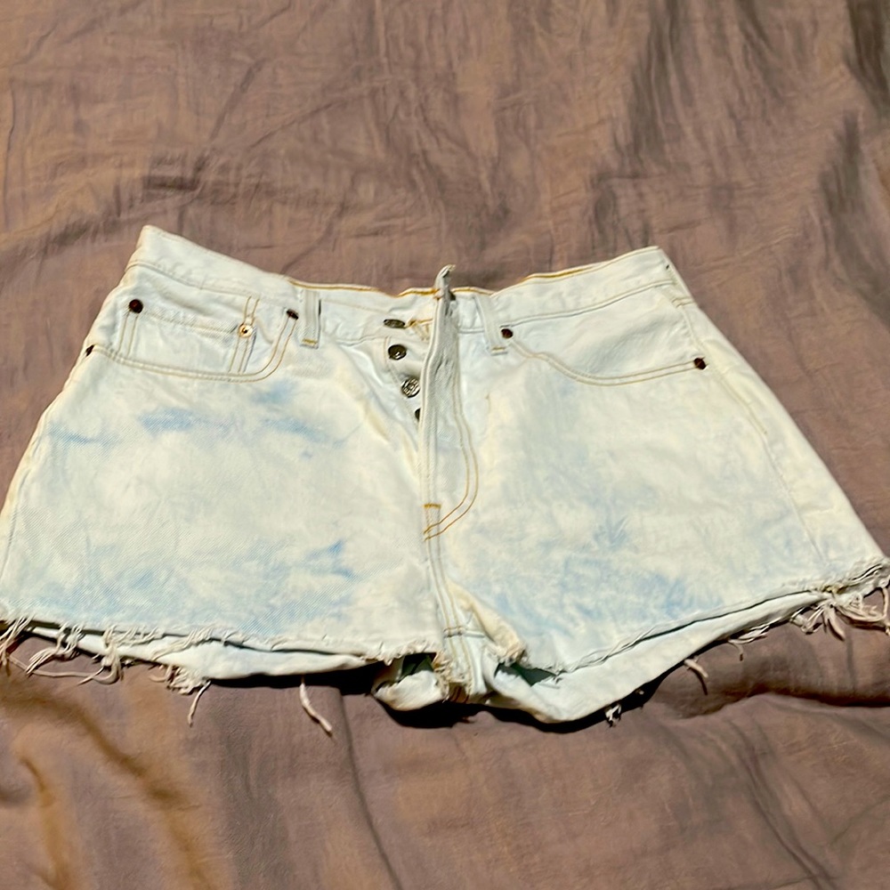 Levi’s shorts